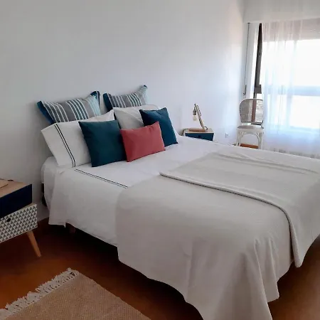 Lila Ocean View
