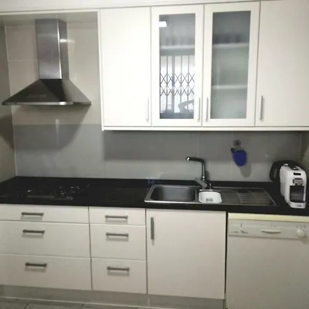 Lila Ocean View Apartment