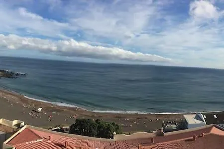 Lila Ocean View *